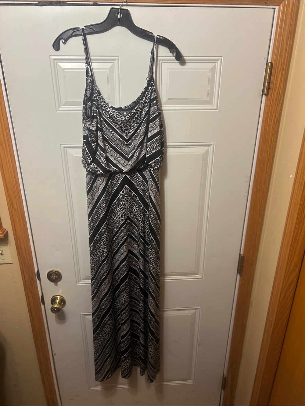 Cache Black & White Patterned Maxi Dress with Spaghetti Straps 10